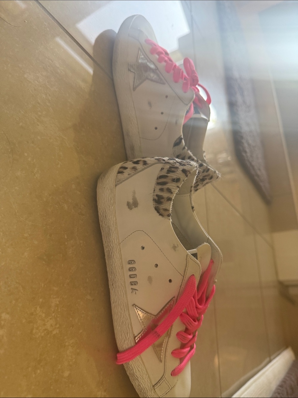 Golden Goose Kids White Sneakers with Leopard Accents & Pink Laces - Picture 4 of 4